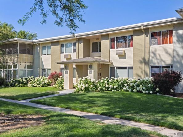 725 S Clinton Street 2B, Denver CO 80247