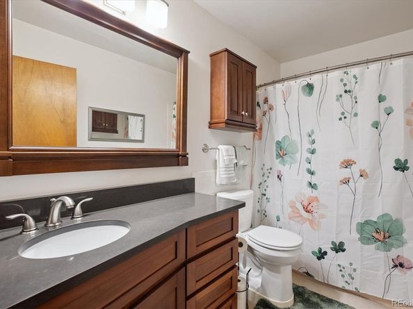 725 S Clinton Street 2B, Denver CO 80247