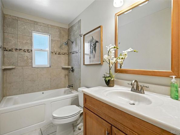 1060 Ursula Street, Aurora CO 80011