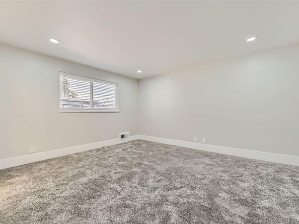 2930 Monaco Parkway, Denver CO 80207