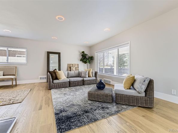 2930 Monaco Parkway, Denver CO 80207