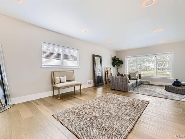 2930 Monaco Parkway, Denver CO 80207