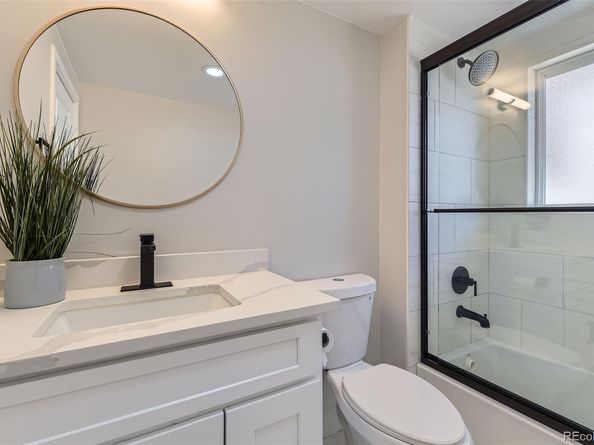2930 Monaco Parkway, Denver CO 80207