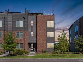 2522 N Moline Street, Aurora CO 80010
