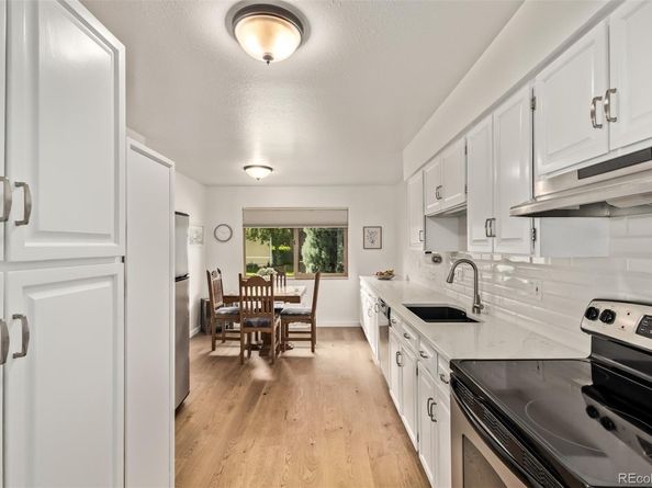 7419 W Maple Drive, Lakewood CO 80226