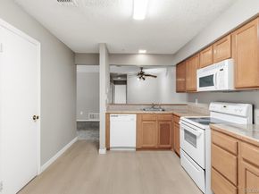 2380 E Geddes Avenue B, Centennial CO 80122