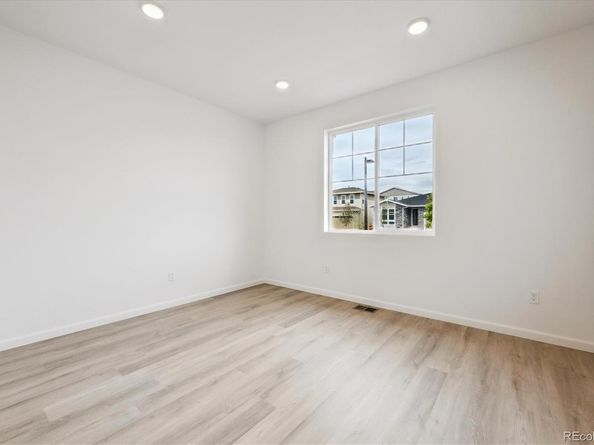 24780 E 39th Avenue, Aurora CO 80019