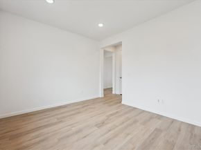 24780 E 39th Avenue, Aurora CO 80019