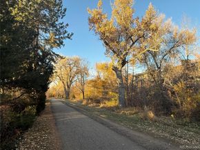 2575 S SYRACUSE Way 101, Denver CO 80231