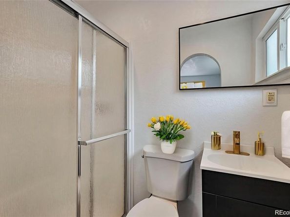 772 Victor Street, Aurora CO 80011