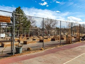 135 S Eagle Circle, Aurora CO 80012