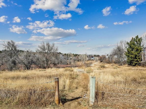 17693 E Loyola Drive E, Aurora CO 80013