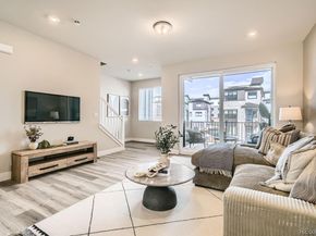 1747 Peak Loop, Broomfield CO 80023
