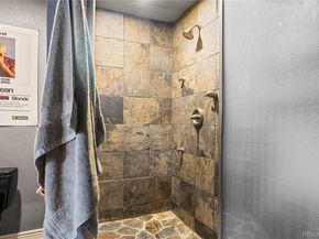 Undisclosed Address #6102150, Aurora CO 80016