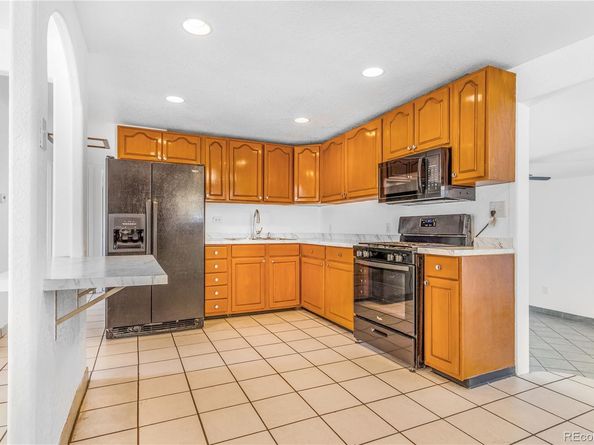 6560 Porter Way, Commerce City CO 80022