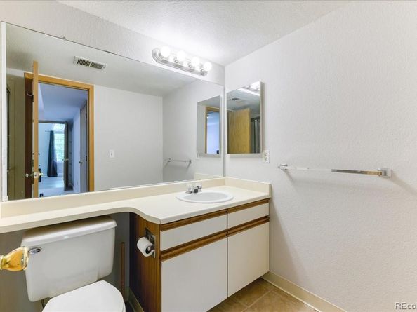 4933 S Carson Street 208, Aurora CO 80015
