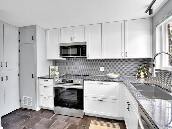 8420 W 59th Avenue, Arvada CO 80004