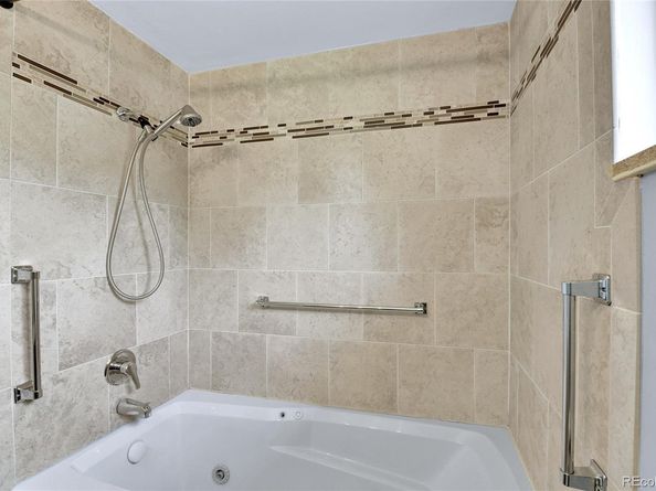 8420 W 59th Avenue, Arvada CO 80004