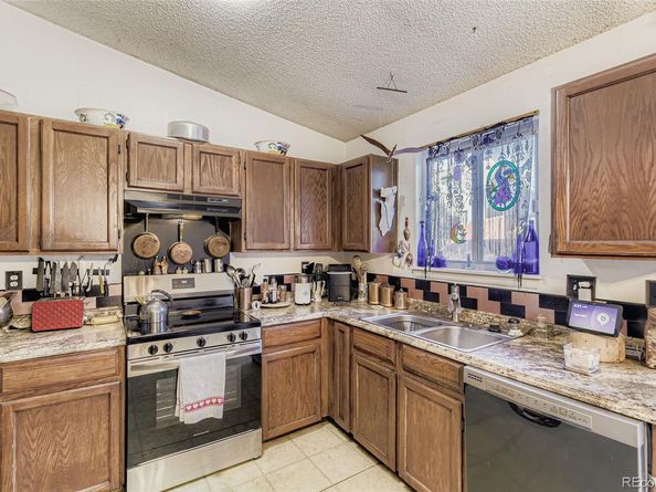 19106 E Milan Circle, Aurora CO 80013