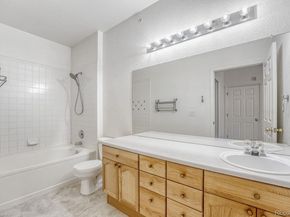 Undisclosed Address #2961056, Aurora CO 80011