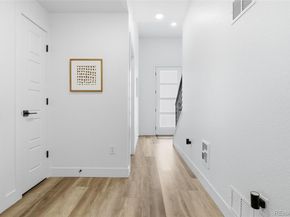 2048 S Holly Street 5, Denver CO 80222