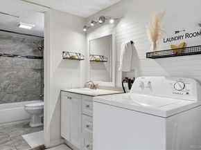 12170 E Kepner Place, Aurora CO 80012