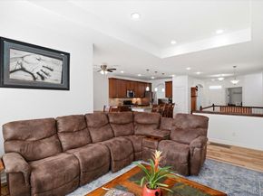 Undisclosed Address #2693036, Aurora CO 80015