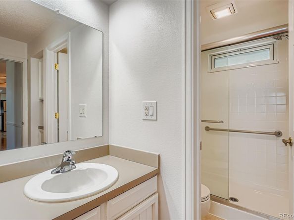 12490 E Pacific Circle C, Aurora CO 80014