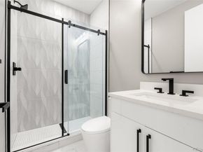 Undisclosed Address #2218540, Centennial CO 80016