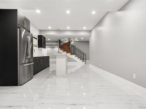 Undisclosed Address #2218540, Centennial CO 80016