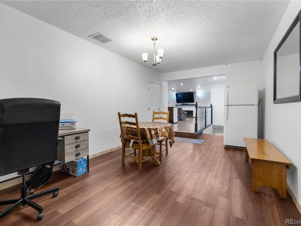 1093 S Holland Street, Lakewood CO 80226