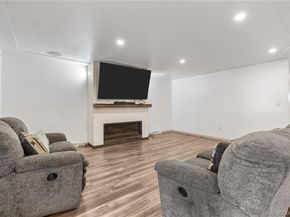 1093 S Holland Street, Lakewood CO 80226