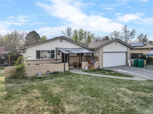 1093 S Holland Street, Lakewood CO 80226