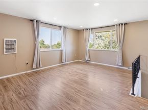 405 S Kipling Street, Lakewood CO 80226