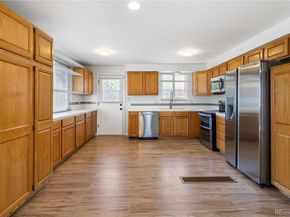 405 S Kipling Street, Lakewood CO 80226