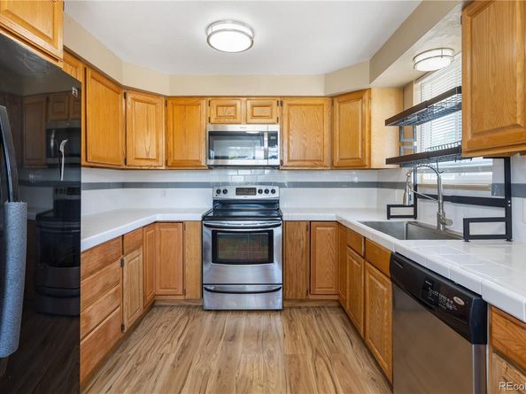 405 S Kipling Street, Lakewood CO 80226