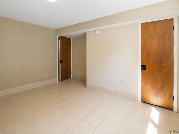 405 S Kipling Street, Lakewood CO 80226