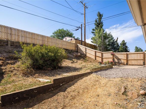 405 S Kipling Street, Lakewood CO 80226