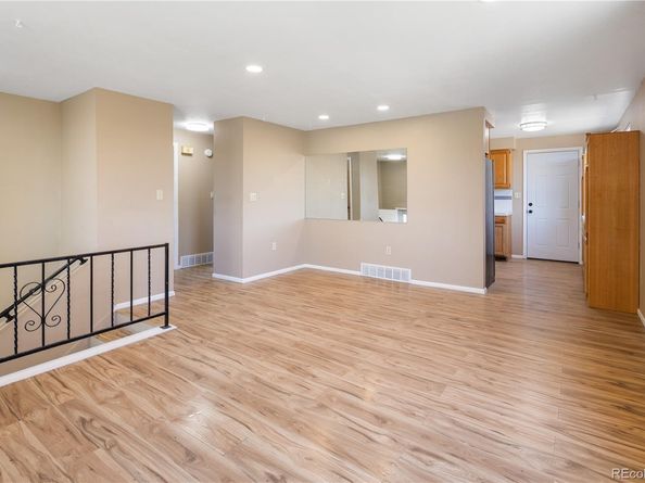 405 S Kipling Street, Lakewood CO 80226