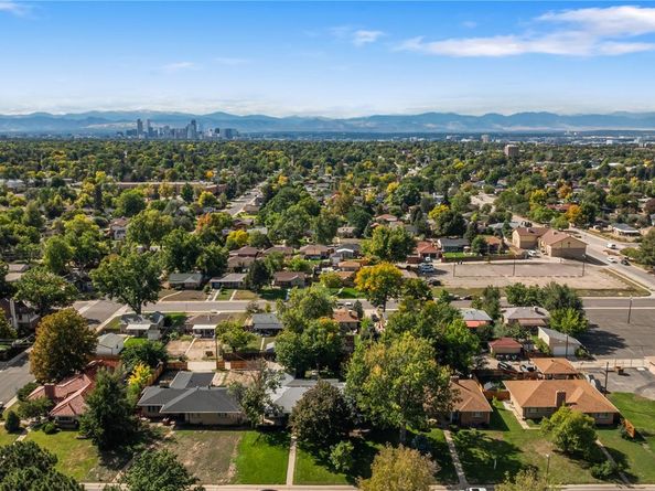 3035 N Monaco Street Parkway, Denver CO 80207
