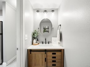11133 W 17th Avenue 104, Lakewood CO 80215