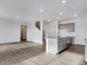 9855 Ceylon Court, Commerce City CO 80022