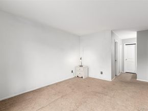 401 S Kalispell Way 104, Aurora CO 80017