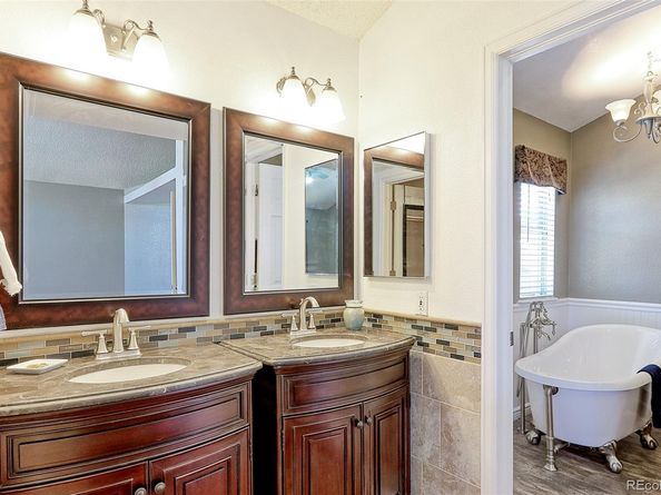 9068 W 101st Avenue, Broomfield CO 80021
