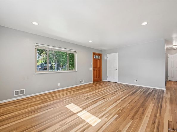 Undisclosed Address #4513844, Lakewood CO 80232