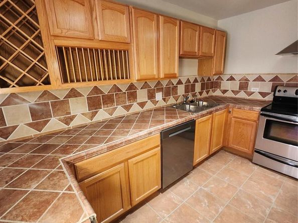 755 S Clinton Street 6B, Denver CO 80247