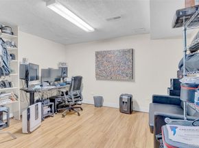 Undisclosed Address #4740446, Aurora CO 80013
