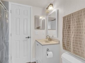Undisclosed Address #4740446, Aurora CO 80013