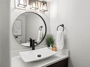 6060 E Hinsdale Court, Centennial CO 80112