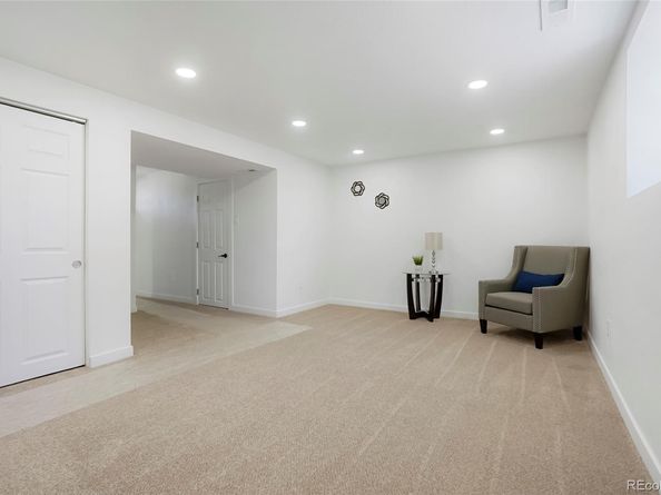 261 Elbert Way, Denver CO 80221